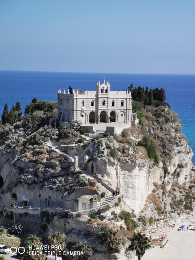Sole E Luna Capo Vaticano 리카디 외부 사진